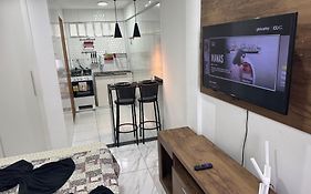 Loft em condomínio próximo à entrada da cidade